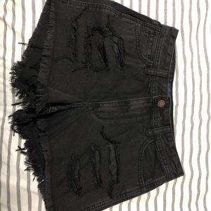Hollister High-Rise Denim Boyfriend Shorts